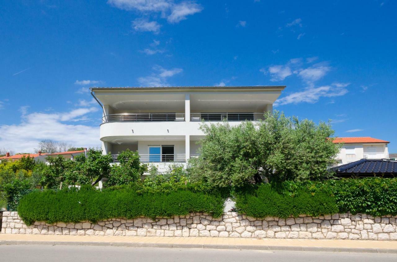 Apartments Zorka Lopar Exterior foto